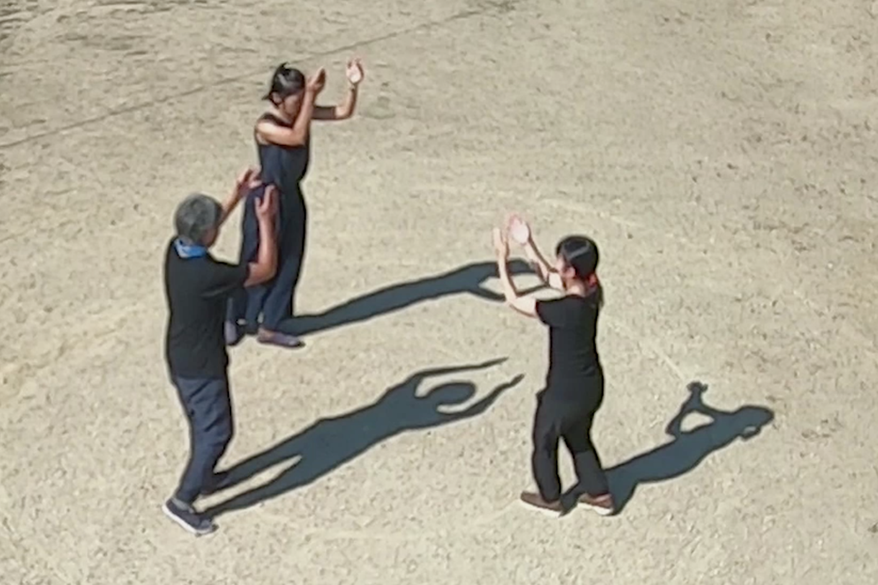 repeating waves swaying boundaries